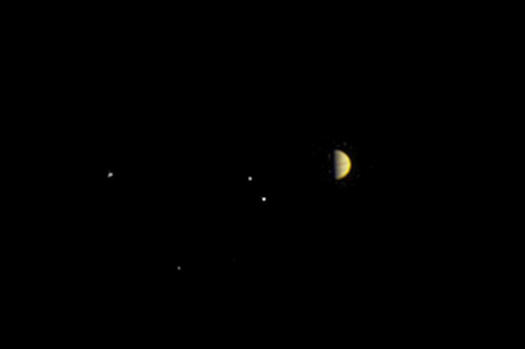 Imagem obtida a uma distância de 10,9 milhões de quilômetros de Júpiter pela sonda Juno da Nasa
