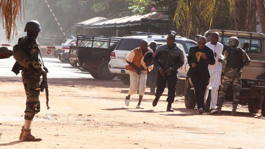 Pânico e terror em hotel no Mali