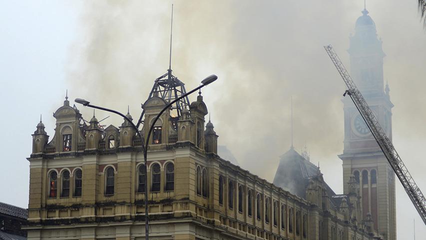 Incêndio danifica Museu da Língua Portuguesa