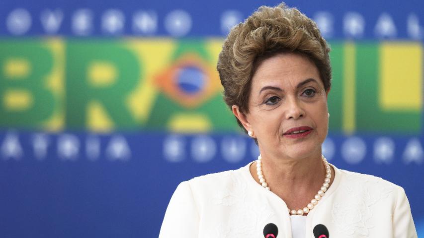Dilma chama empresários para reunião