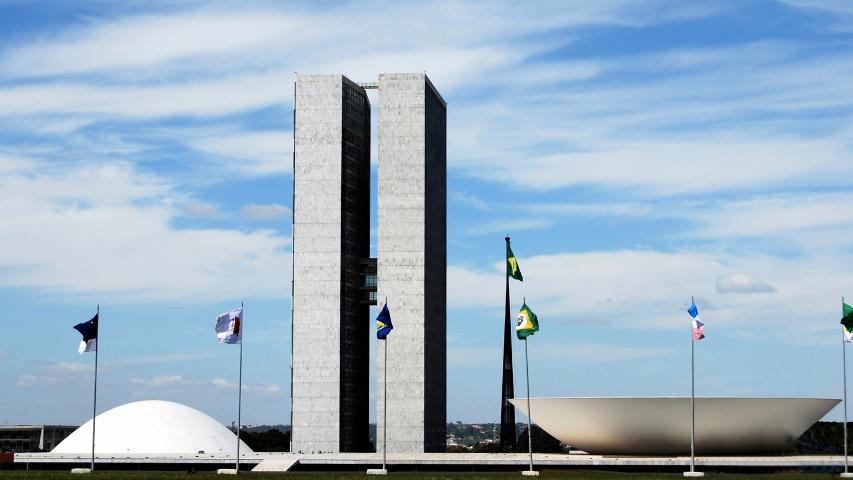 Fim do recesso: Brasília volta a ferver
