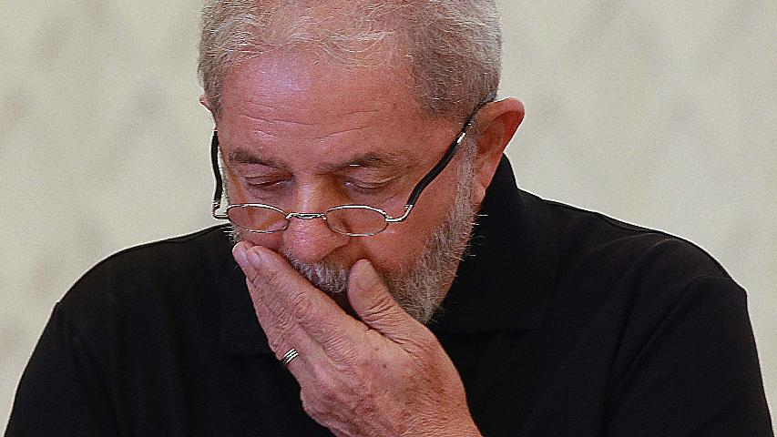 Lula no centro de uma guerra de torcidas
