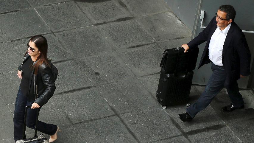Mais uma vez, Santana segue trilha de Duda