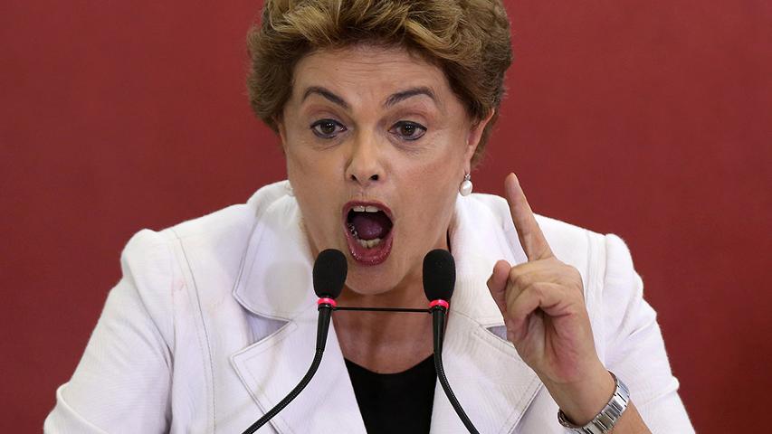 Evento do 'Minha casa' vira palanque de Dilma