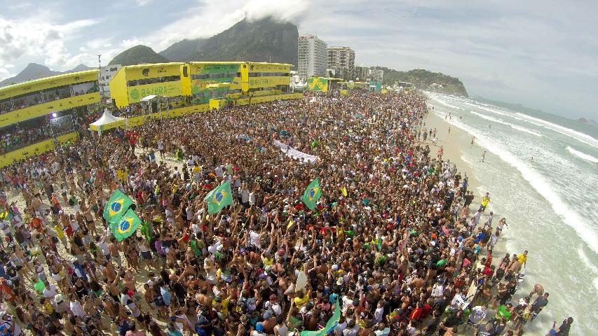 Melhores surfistas do mundo desembarcam no Rio