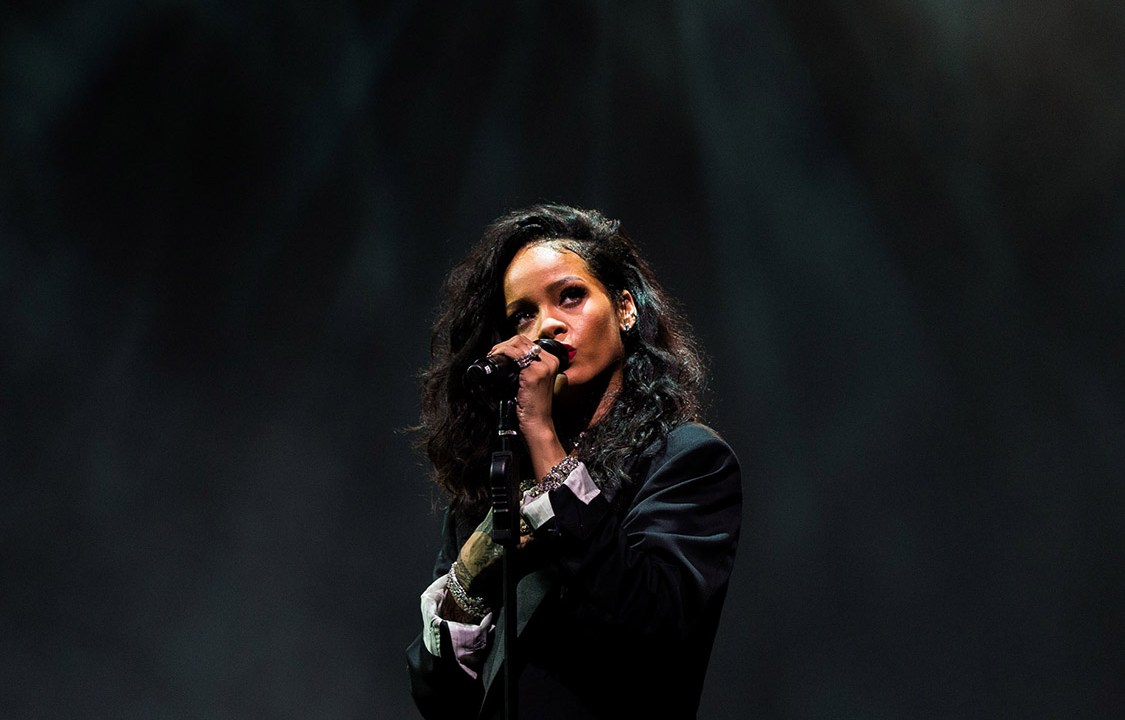 Rihanna faz show em Arizona, nos Estados Unidos - 2015