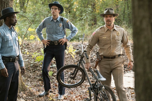 David Harbour interpreta o chefe de polícia Jim Hopper em ‘Stranger Things’