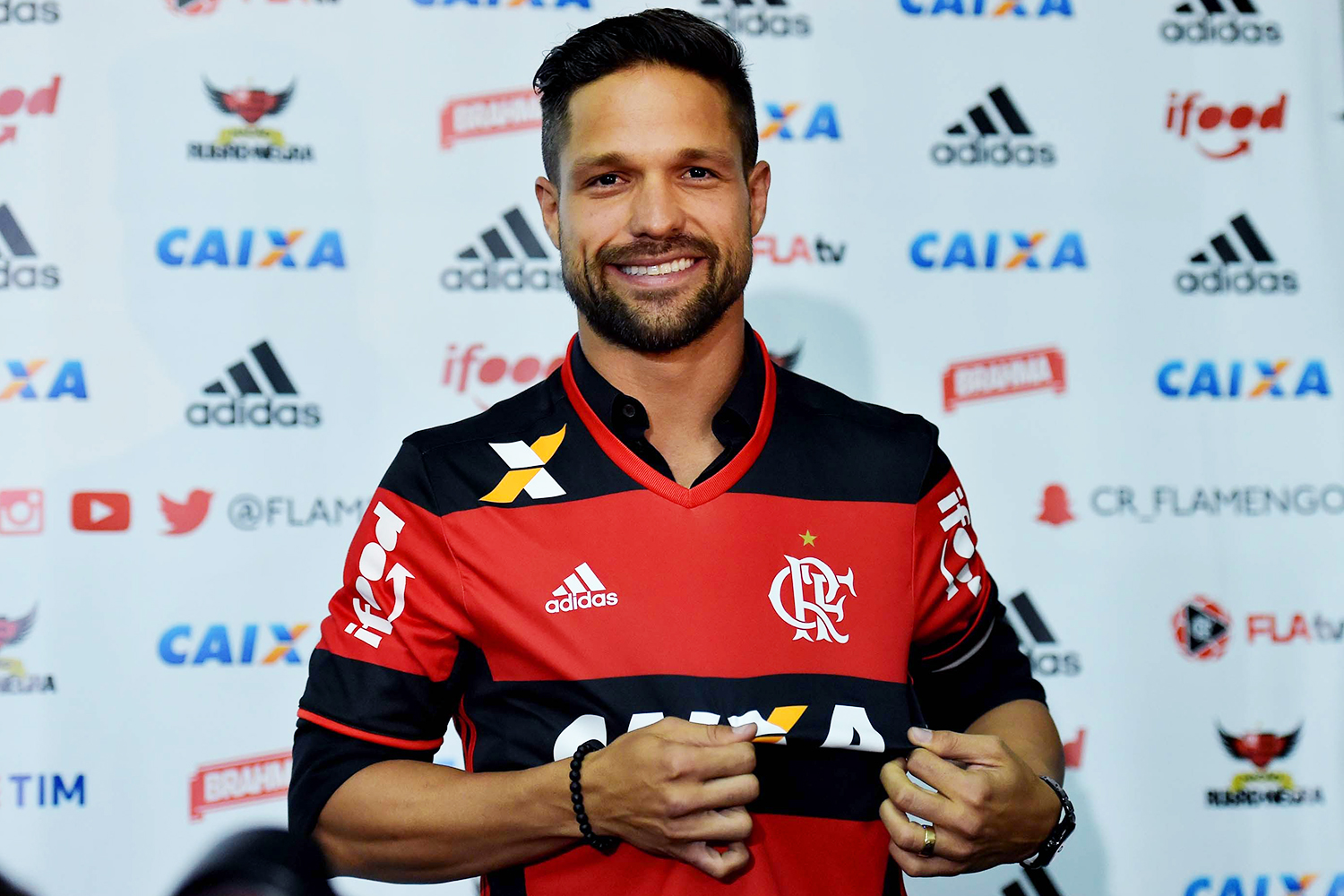 Diego Chega Ao Flamengo Um Sonho Concretizado Veja