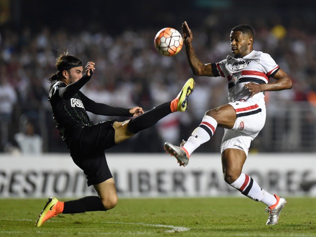 Lance no jogo entre São Paulo e Atlético Nacional pela Libertadores, no Morumbi