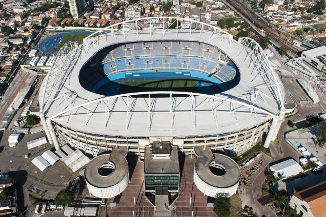 Vista aérea do Estádio Olímpico Engenhão, que sediará o atletismo e eventos de futebol durante a Rio 2016