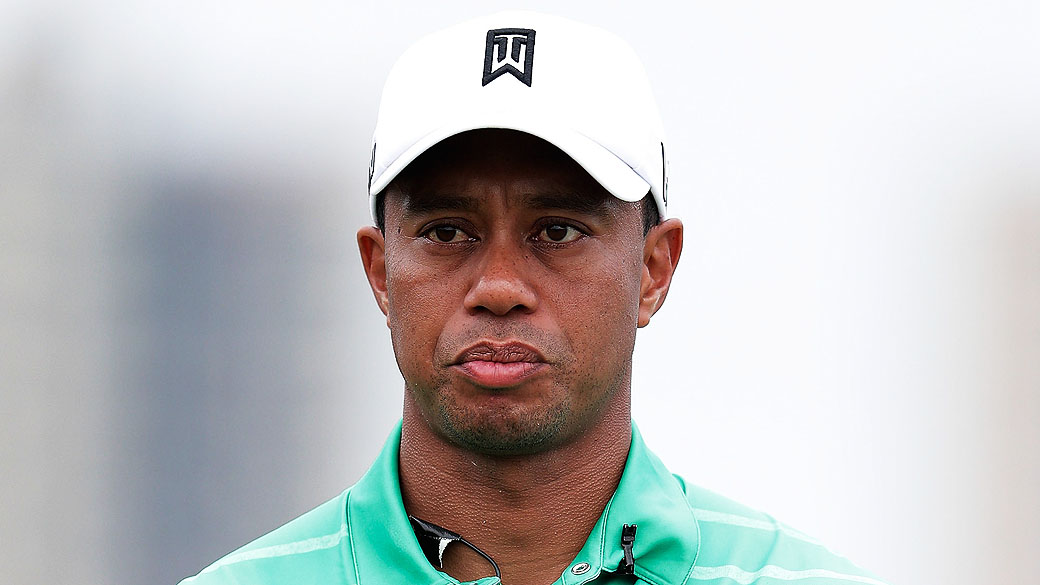 Tiger Woods se envolveu em novo acidente automobilístico nesta terça, 23 -
