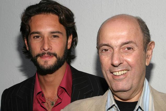 Hector Babenco e Rodrigo Santoro comparecem ao Festival Tribeca de Cinema, em que o filme Carandiru, dirigido por Babenco, foi nomeado - 2004