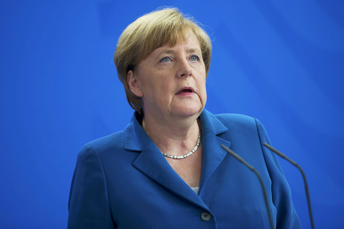 Angela Merkel lamenta 'noite de horror' em Munique