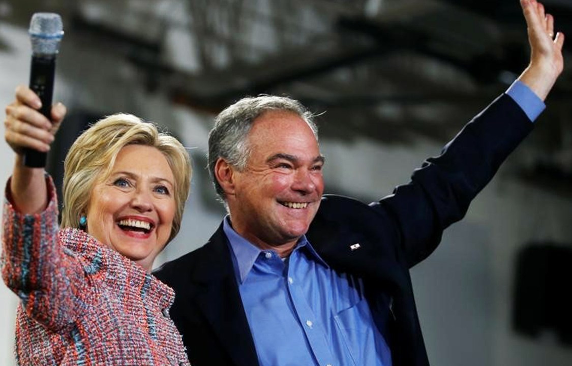 A candidata democrata à presidência dos Estados Unidos, Hillary Clinton, e seu vice, Tim Kaine, durante campanha em Annandale, no estado da Virgínia - 14/07/2016