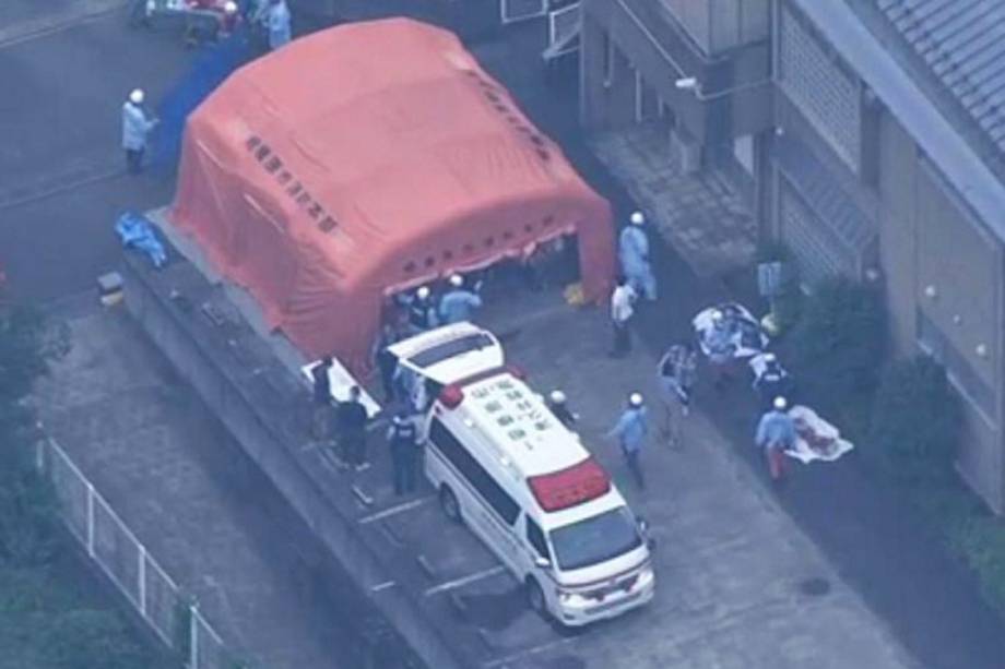Ataque a facadas, em clínica para deficientes deixa ao menos 15 mortos, na cidade de Sagamihara, no Japão - 25/07/2016