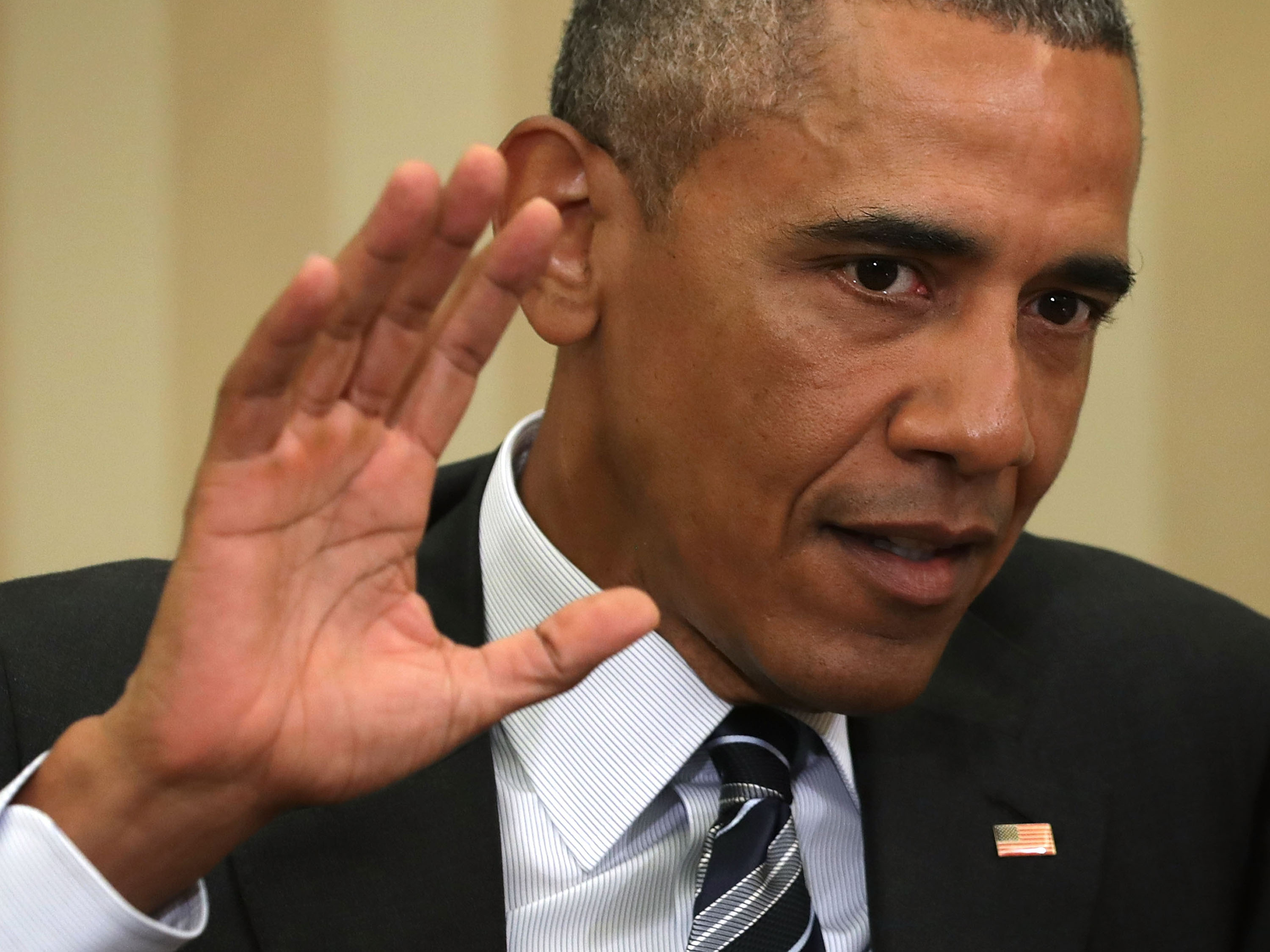 O presidente dos Estados Unidos, Barack Obama, fala com a imprensa no salão oval da Casa Branca, em Washington