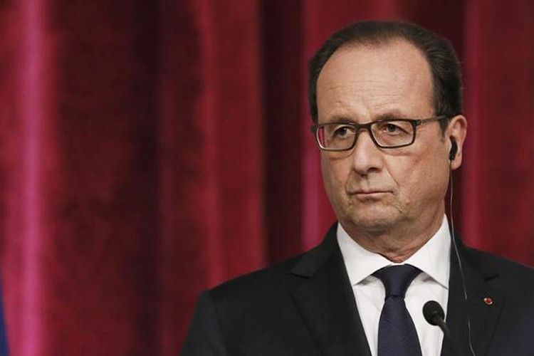 O presidente da França, Francois Hollande, durante conferência com o presidente palestino, Mahmous Abbas, no Palácio Elysee, em Paris - 19/09/2014