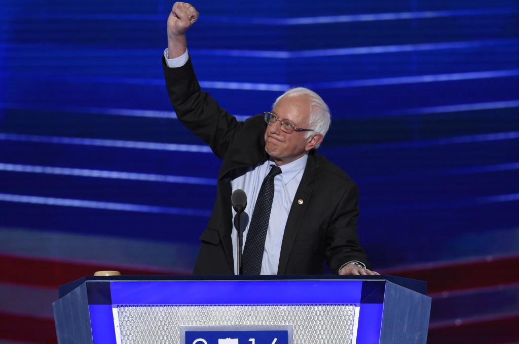 Bernie Sanders discursa na Convenção Democrata