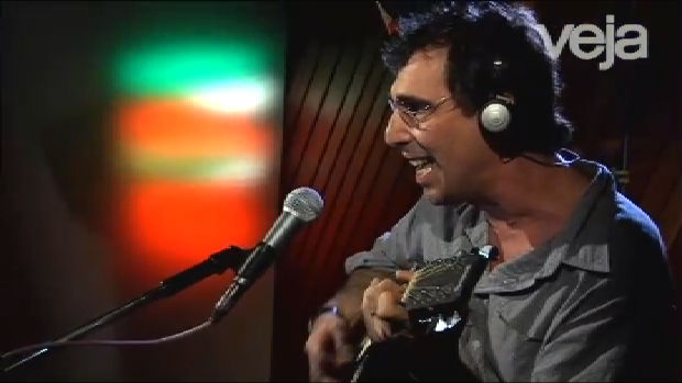 Lobão canta a inédita 'Das Tripas, Coração'