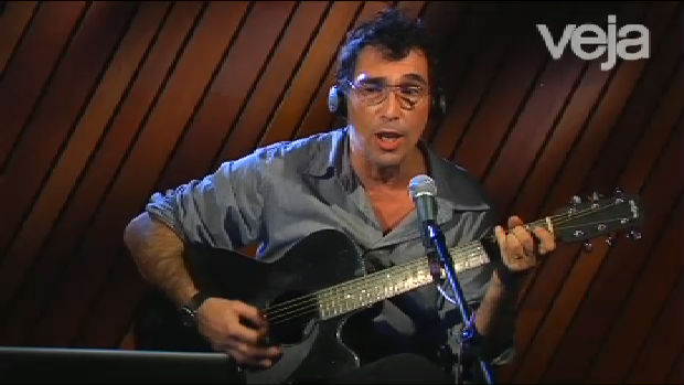 Lobão canta 'I'll Be There'