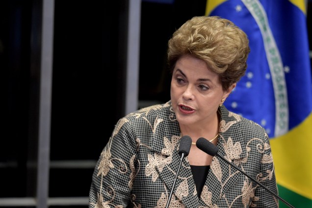 A presidente afastada Dilma Rousseff realiza discurso de defesa durante julgamento do processo de impeachment, no plenário do Senado Federal em Brasília - 29/08/2016