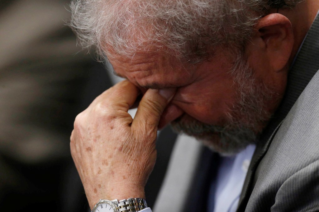 Ex-presidente Lula assiste discurso da presidente afastada Dilma Rousseff no Senado
