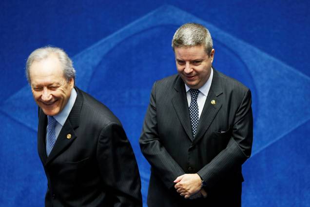 O presidente do STF (Supremo Tribunal Federal), ministro Ricardo Lewandowski, e o relator da comissão especial, Antonio Anastasia (PSDB-MG), durante o segundo dia da sessão de julgamento do pedido de impeachment de Dilma Rousseff - 26/08/2016