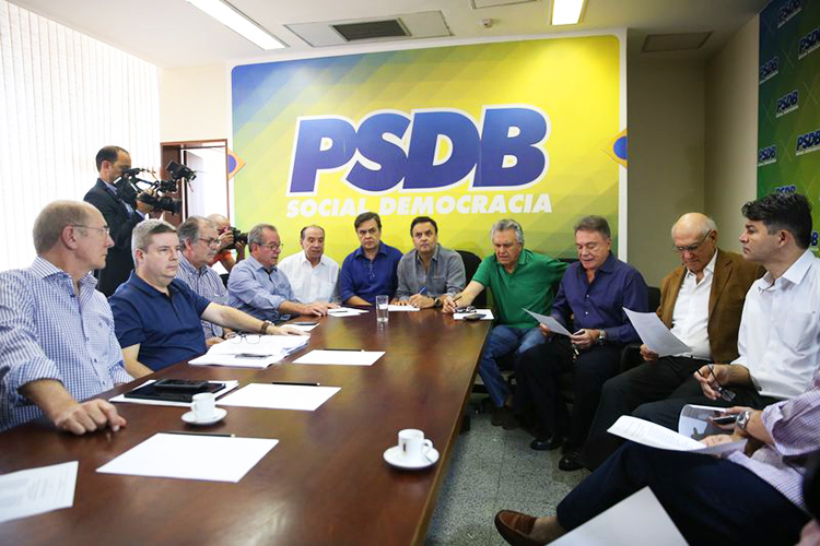 Senadores da base governista favoráveis ao impeachment, discutem estratégias para o depoimento de Dilma Rousseff, em reunião na liderança do PSDB no Senado - 28/08/2016
