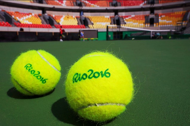 Bolas de tênis são vistas em quadra de tênis, no Parque Olímpico, no Rio de Janeiro (RJ) - 04/08/2016