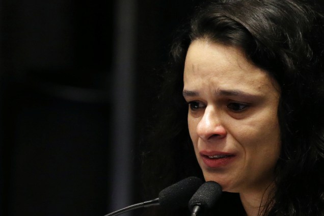 A advogada de acusação, Janaína Paschoal durante sessão de julgamento do processo de impeachment da presidente afastada Dilma Rousseff - 30/08/2016