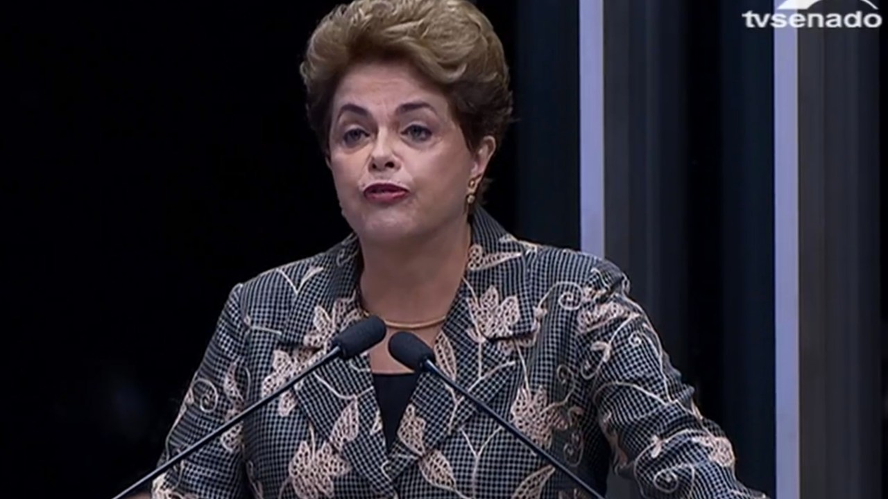 Dilma Rousseff realiza discurso de defesa no plenário do Senado