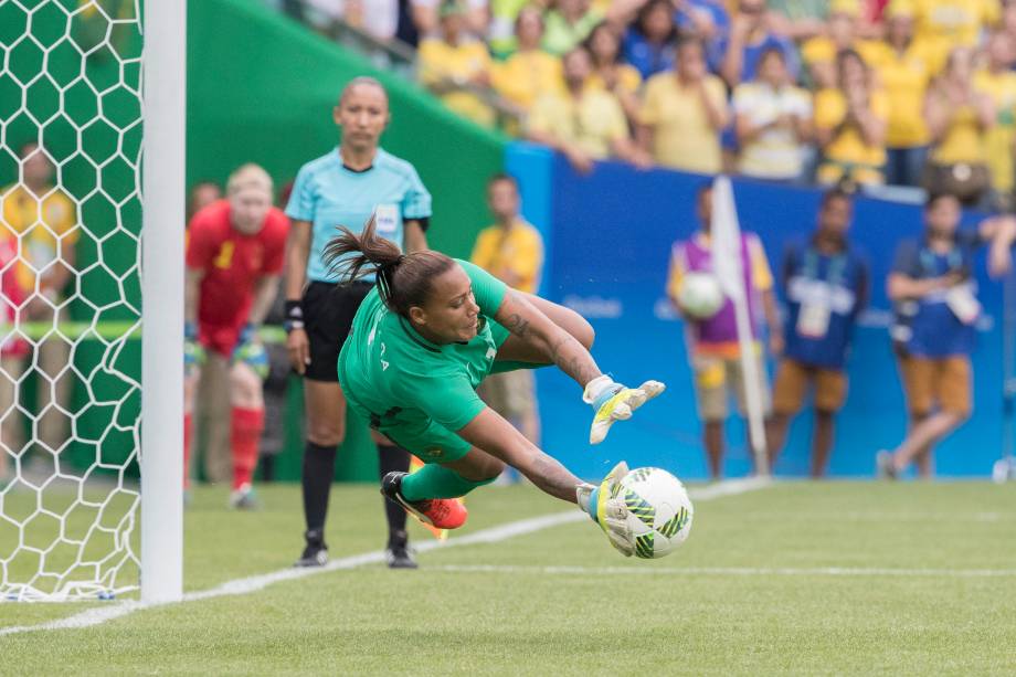 Seleção feminina é eliminada pela Suécia nos pênaltis no Maracanã