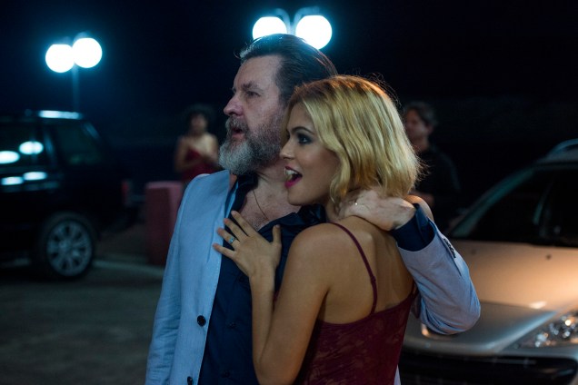 Antenor ( Antonio Calloni ) e Mayara ( Julia Dalavia ), em cena na série 'Justiça', da TV Globo