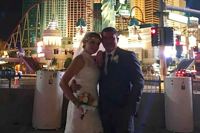 O casal Tom Veiga e Alessandra Veiga, renovam os votos de casamento em Las Vegas (EUA)