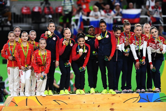Estados Unidos conquistam a medalha de ouro na final por equipes de ginástica artística, a Rússia ficou com a prata e a China com o Bronze