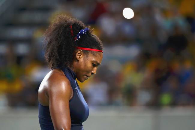 A tenista Serena Williams dos Estados Unidos durante partida contra a ucraniana Elina Svitolina na terceira rodada do torneio olímpico