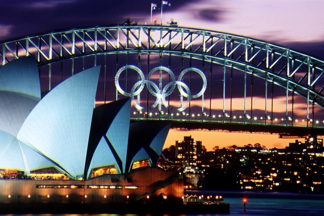 Baía de Sydney e a Opera House durante os jogos olímpicos no ano 2000