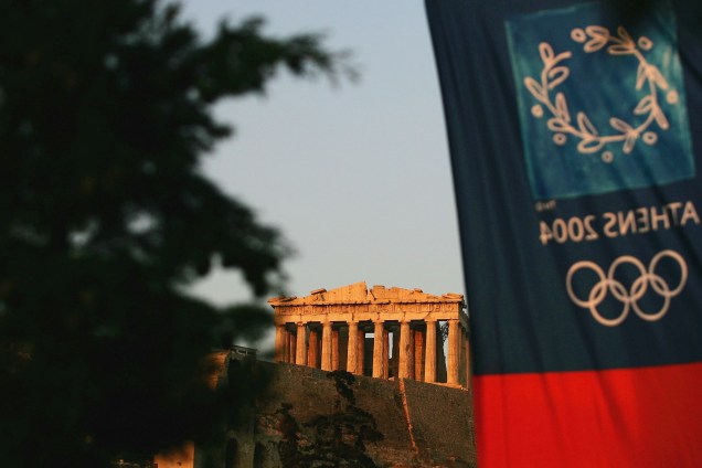 O Parthenon fotografado durante a realização da Olimpíada de Atenas em 2004, na Grécia