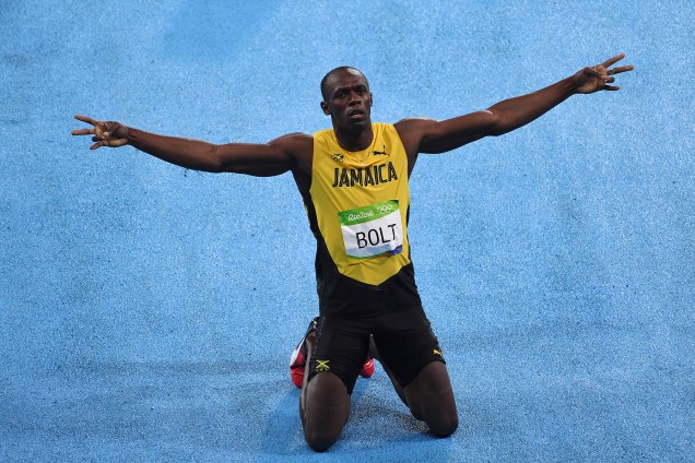 O jamaicano Usain Bolt conquista o tri olímpico nos 200m rasos nos jogos olímpicos Rio-2016