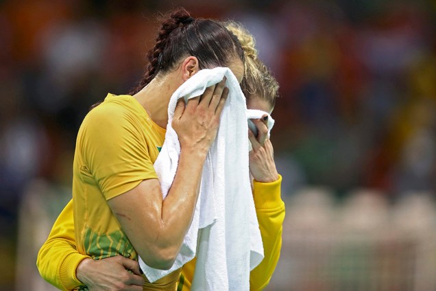 Brasil é eliminado pela Holanda por 32 a 23 no handebol feminino, em partida válida pelas quartas-de-final do torneio - 16/08/2016