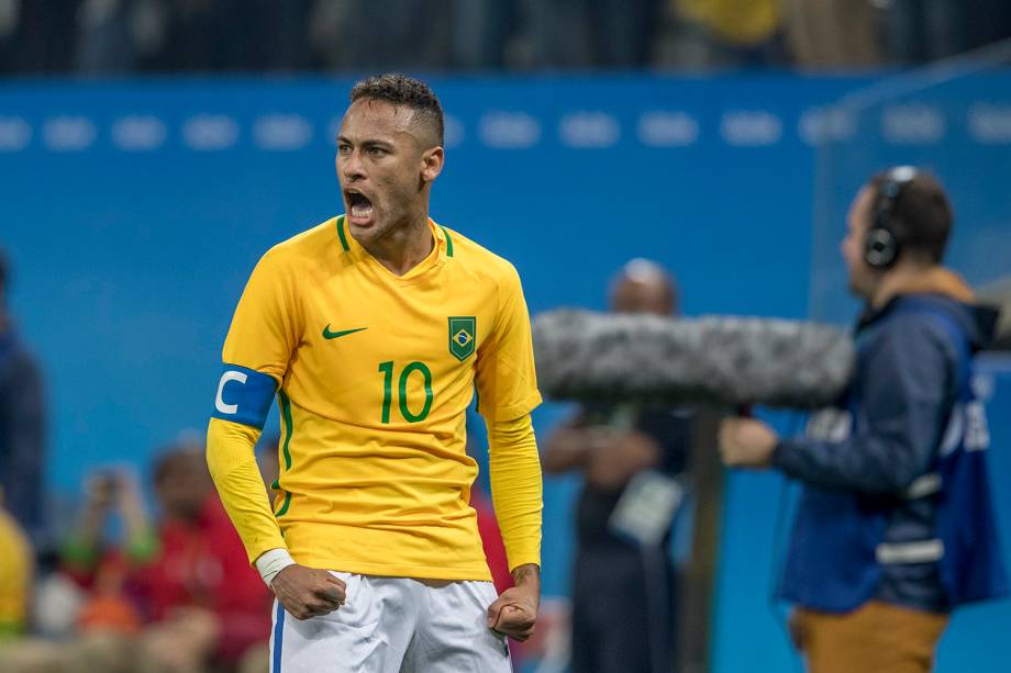 O jogador Neymar comemora gol durante partida entre Brasil e Colômbia, válida pelas quartas-de-final do futebol masculino, realizada na Arena Corinthians, em Itaquera, zona leste de São Paulo (SP) - 13/08/2016