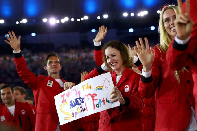Delegação do Canadá durante a cerimônia de abertura dos Jogos Olímpicos Rio 2016, no estádio do Maracanã