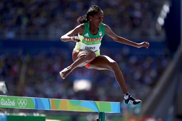 A etíope Etenesh Diro durante a prova dos 3000m com barreiras - 13/08/2016