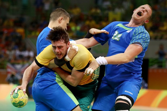 Partida entre Brasil e Eslovênia, no handebol masculino, realizada na Arena do Futuro - 09/08/2016