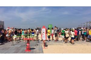 Filas de 40 minutos debaixo do sol escaldante de Copacabana