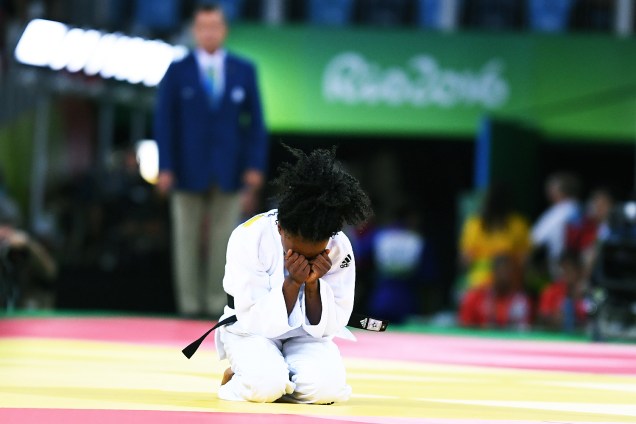 A judoca francesa Priscilla Gneto, lamenta derrota contra a suiça Evelyne Tschopp, na Arena Carioca 2 - 07/08/2016
