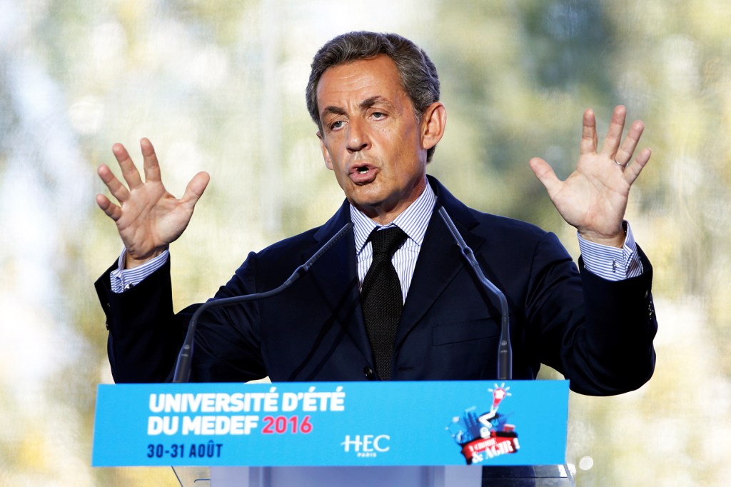 O ex-presidente da França, Nicolas Sarkozy, discursa durante fórum em Paris - 31/08/2016