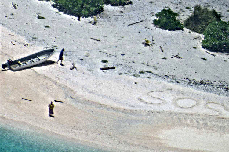 Marinheiros estariam há uma semana numa ilha inabitada no Pacifico. Foram resgatados marinha norte-americana, depois de escreverem ‘SOS’ na areia