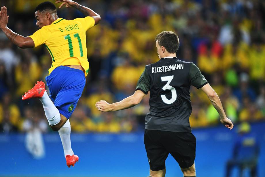 Lance na partida entre Brasil e Alemanha, pela final do futebol masculino nos Jogos Olímpicos Rio 2016