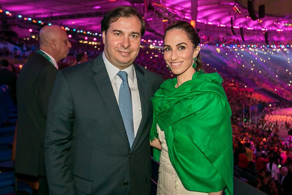 Deputado Rodrigo Maia e sua esposa Patrícia Vasconcelos Maia